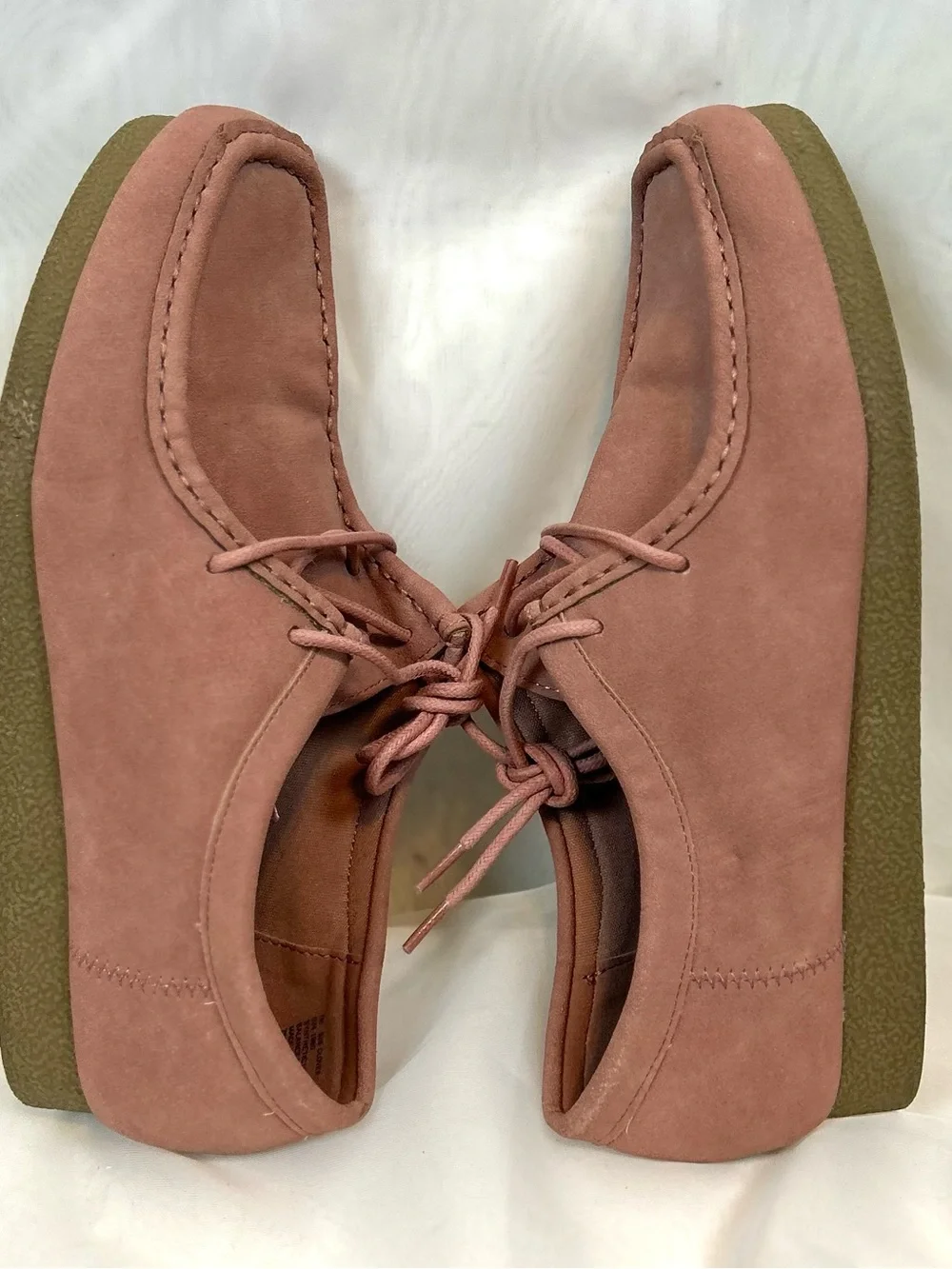 New St Johns Bay Women’s Rose Suede Memory Foam Insole Loafers / size 7